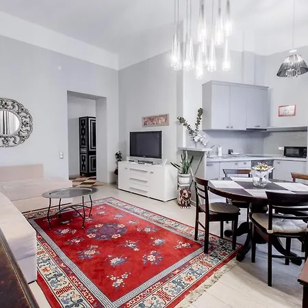 Exclusive In The Heart Of Apartament Mińsk