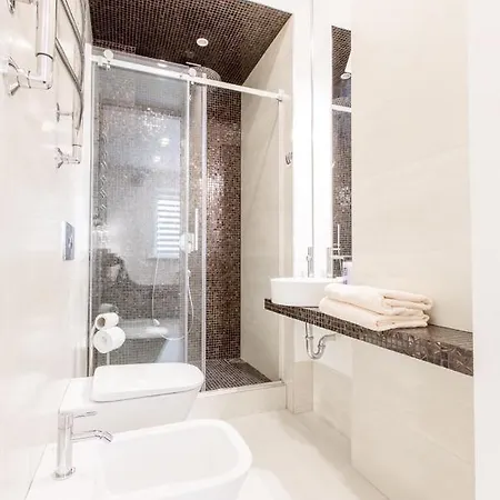 Apartament Exclusive In The Heart Of
